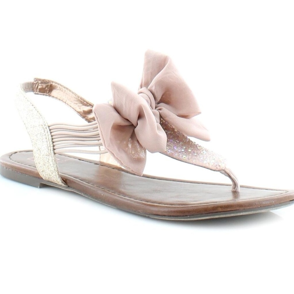 Material Girl Flat Thong Sandal ~ Blush Pink ~ NWT